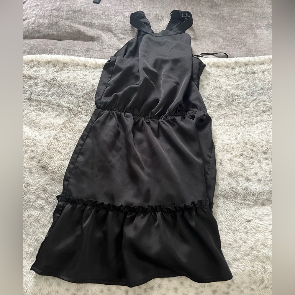 Lulus black dress